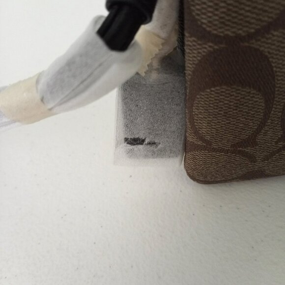 NWT COACH DOUBLE ZIP DOUBLE COMPARTMENTS WRISTLET NEW MONOGRAM WALLET - Picture 5 of 6